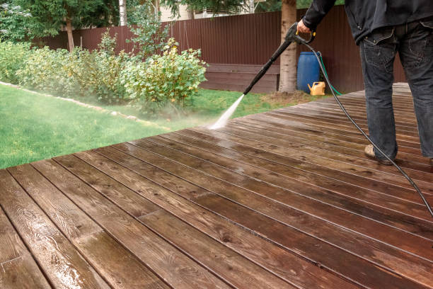 Best Pool Deck Cleaning  in Stayton, OR